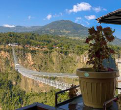 पर्वतमा निर्माण भएको बन्जी र स्वीङ कार्तिक १५ बाट सञ्चालन