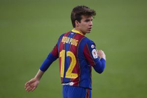 बार्सिलोनाको फराकिलो जित पुन दोस्रो स्थान कब्जा