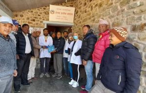 नेपाली काँग्रेसद्धारा स्वास्थ्य सामग्री हस्तान्तरण नेपाली काँग्रेसद्धारा स्वास्थ्य सामग्री हस्तान्तरण