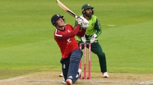 इङ्ल्यान्ड र पाकिस्तानबिचको दोस्रो टी-२० खेलमा इङ्ल्यान्ड ४५ रनले विजयी