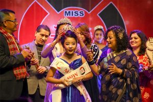 ‘मिस लिटिल नेवाः’को उपाधि आर्या श्रेष्ठको पोल्टोमा ‘मिस लिटिल नेवाः’को उपाधि आर्या श्रेष्ठको पोल्टोमा