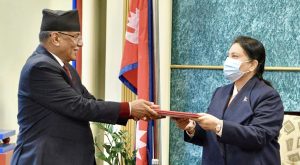 मुलुकको ४४औं प्रधानमन्त्री बन्दै प्रचण्ड, १६९ सांसदको समर्थन सहित राष्ट्रपतिलाई बुझाइयो बहुमत सांसदको हस्ताक्षर