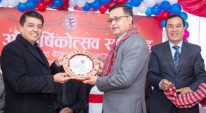 ग्लोबल आइएमई बैंकको १६औँ वर्षमा प्रवेशको अवसरमा ५९ कर्मचारी सम्मानित
