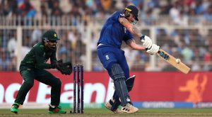 इंग्ल्याण्डसँग ९३ रनले पराजित हुँदै पाकिस्तान विश्वकपबाट बाहिरियो