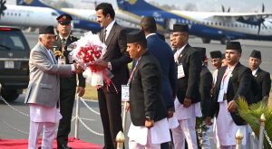 राष्ट्रपतिद्वारा कतारका राजा अमिरलाई विमानस्थलमा स्वागत