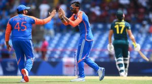 अष्ट्रेलियालाई २४ रनले हराउँदै भारत सेमिफाइनलमा प्रवेश अष्ट्रेलियालाई २४ रनले हराउँदै भारत सेमिफाइनलमा प्रवेश