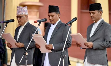 शीतल निवासमा तीन नवनियुक्त मन्त्रीले लिए शपथ