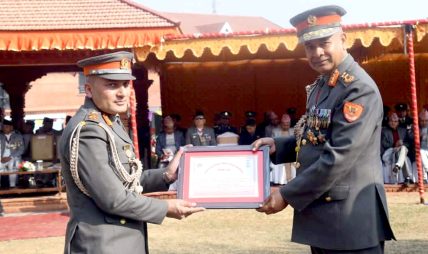 उत्कृष्ट मिडिया समन्वय पुरस्कार सह-प्रवक्ता सप्रनाउ थापालाई उत्कृष्ट मिडिया समन्वय पुरस्कार सह-प्रवक्ता सप्रनाउ थापालाई