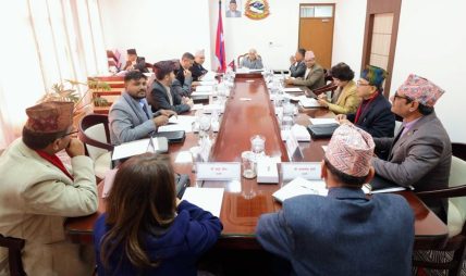 सञ्चारमन्त्रीले गरे मन्त्रिपरिषद्का ३५ निर्णय सार्वजनिक सञ्चारमन्त्रीले गरे मन्त्रिपरिषद्का ३५ निर्णय सार्वजनिक