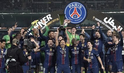 पेरिस सेन्ट जर्मेन (पिएसजी) ले उचाल्यो फ्रेन्च सुपर कपको उपाधि