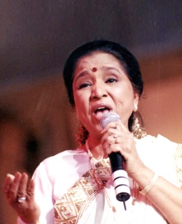 प्रख्यात भारतीय गायिका आशा भोसलेको निधन