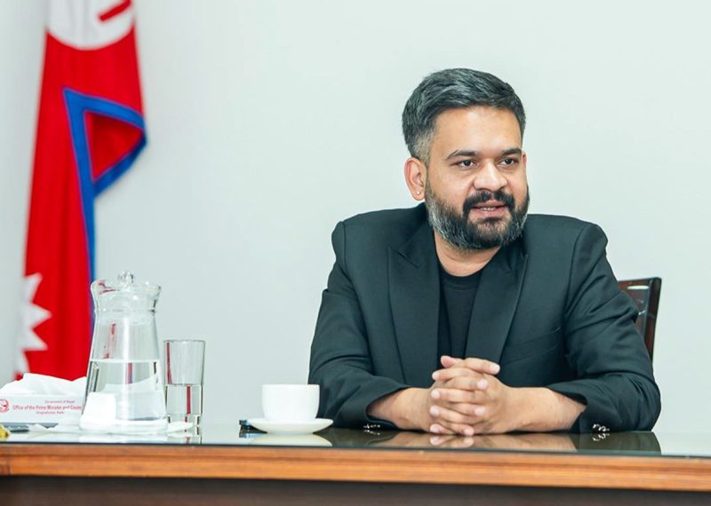 विदेशी राजदूतसँग भेट्दै प्रधानमन्त्री बालेन्द्र शाह