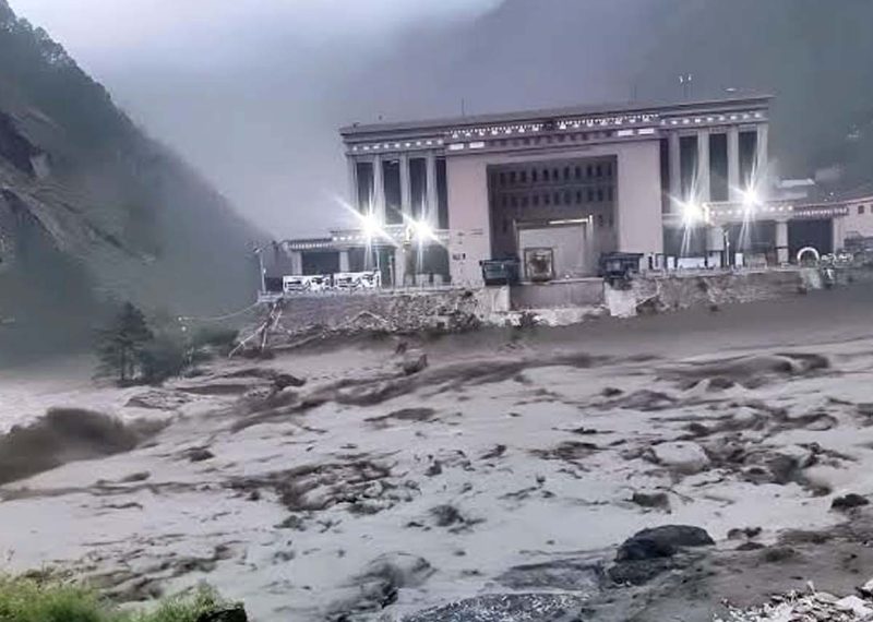 भन्सार प्रमुखसहित २६ जना सम्पर्कमा, १४ कर्मचारीको खोजी जारी