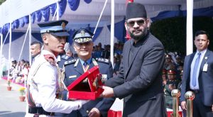 प्रधानमन्त्रीको प्रमुख आतिथ्यतामा ८ महिलासहित कुल ७९ जना प्रहरी निरीक्षकहरू दीक्षित
